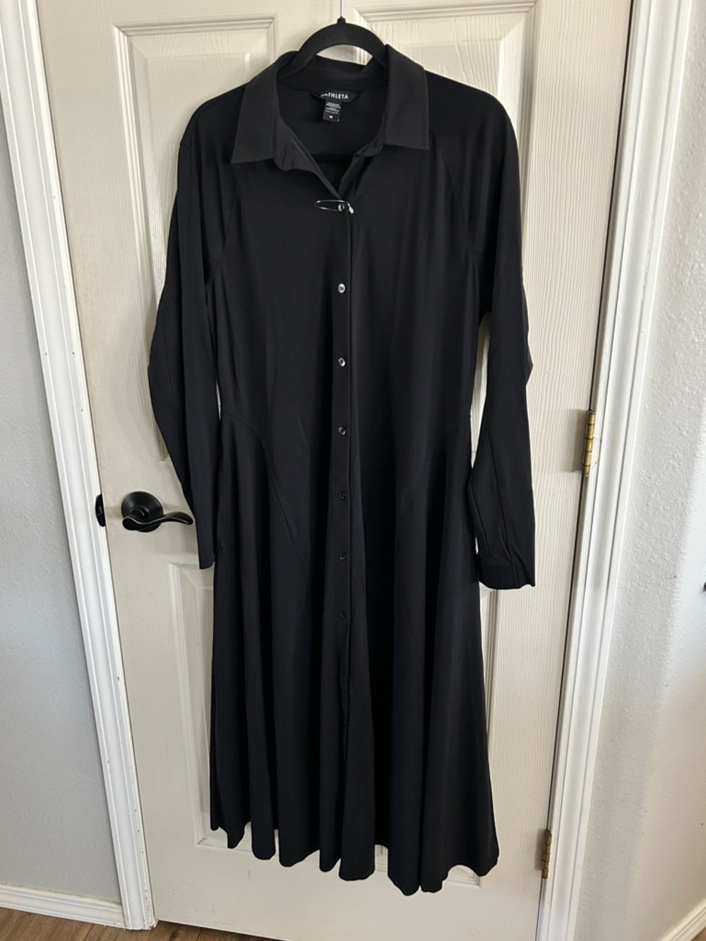 Athleta Cosmic Layer Dress Button Front Collared NWOT Black Nylon Athletic MIDI - Picture 12 of 16